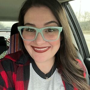 Meet your Posher, Kelsey